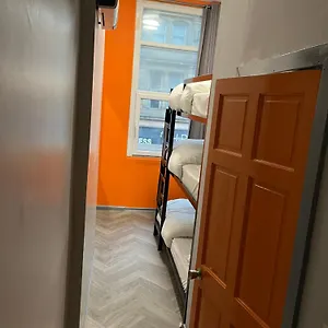 Heroesbunkz Hotel